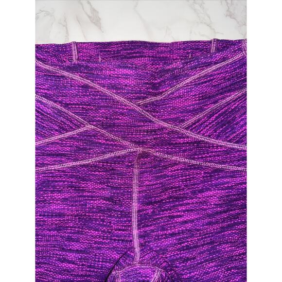 Lululemon Free Flow Crop 21” Diamond Space Dye Violet Raspberry Womens Size 2 - Picture 3 of 6